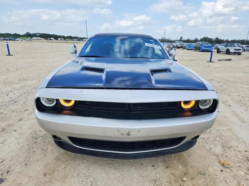 2021 DODGE CHALLENGER SXT  