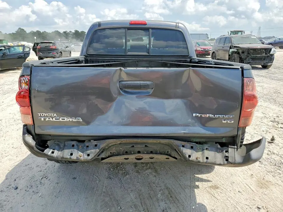 2013 TOYOTA TACOMA PRERUNNER V6  