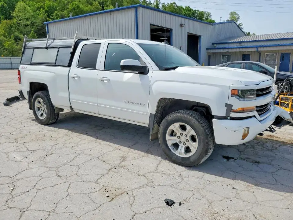 2017 CHEVROLET SILVERADO K1500 LT  