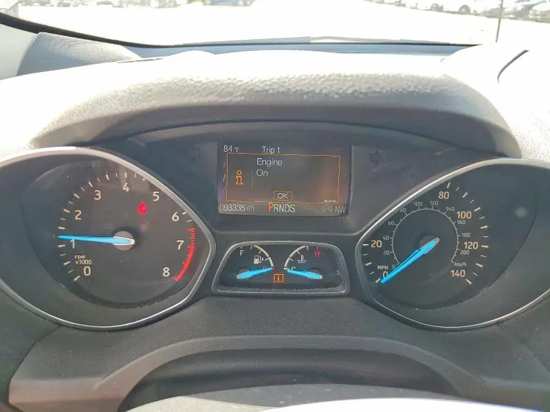 2017 FORD ESCAPE SE  