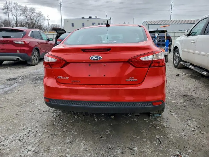 2013 FORD FOCUS SE  