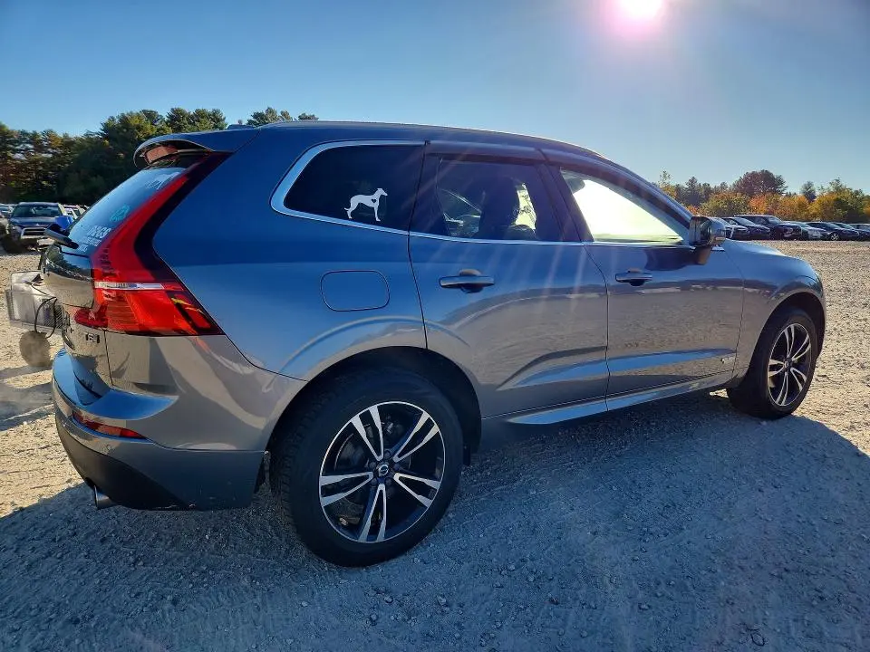 2020 VOLVO XC60 T5 MOMENTUM  