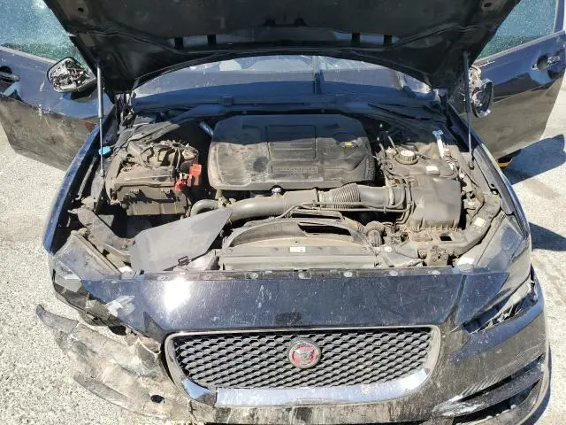 2018 JAGUAR XE   