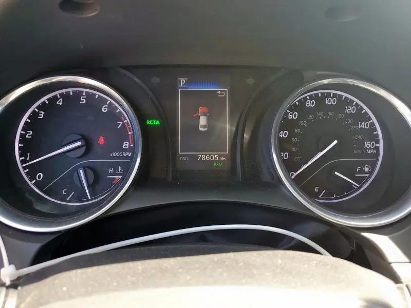 2020 TOYOTA CAMRY SE  