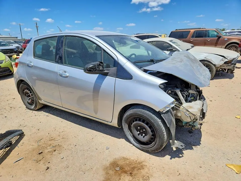 2012 TOYOTA YARIS 5-DOOR L  