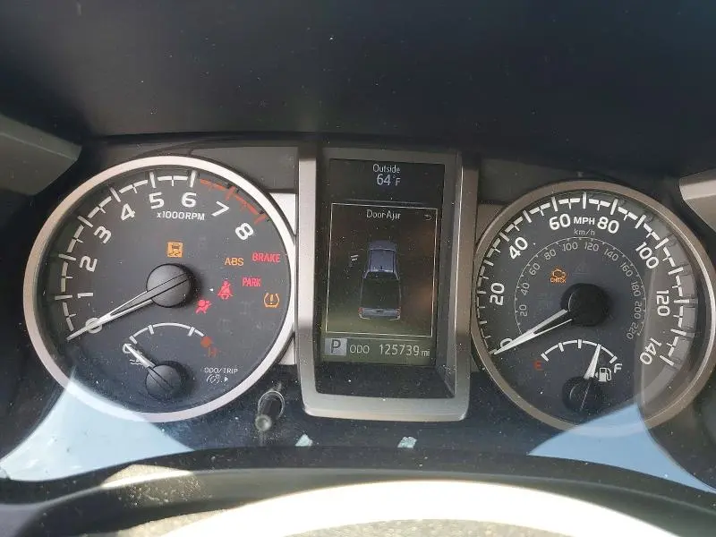 2017 TOYOTA TACOMA SR5 V6  