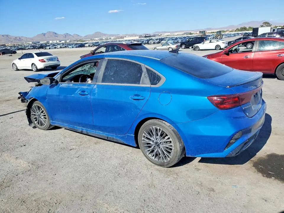 2022 KIA FORTE GT LINE  