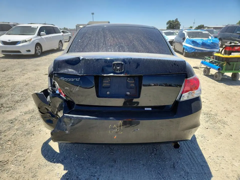 2010 HONDA ACCORD LX  