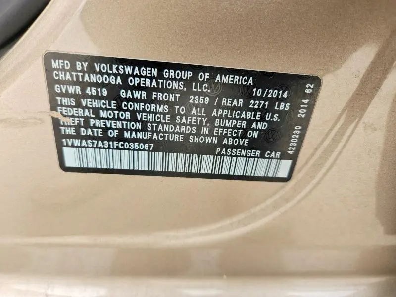 2015 VOLKSWAGEN PASSAT S  