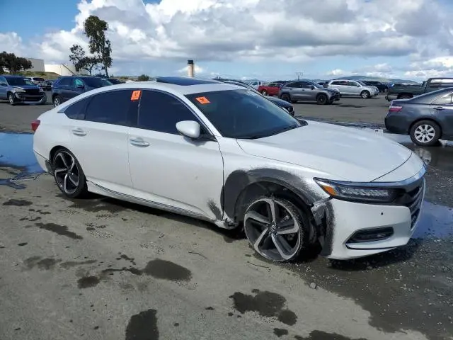 2019 HONDA ACCORD TOURING  