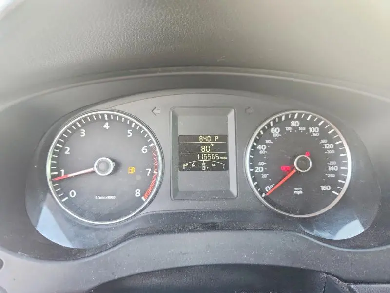 2013 VOLKSWAGEN JETTA SE  