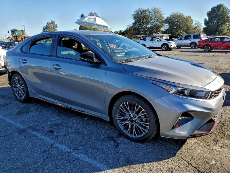 2024 KIA FORTE GT LINE  