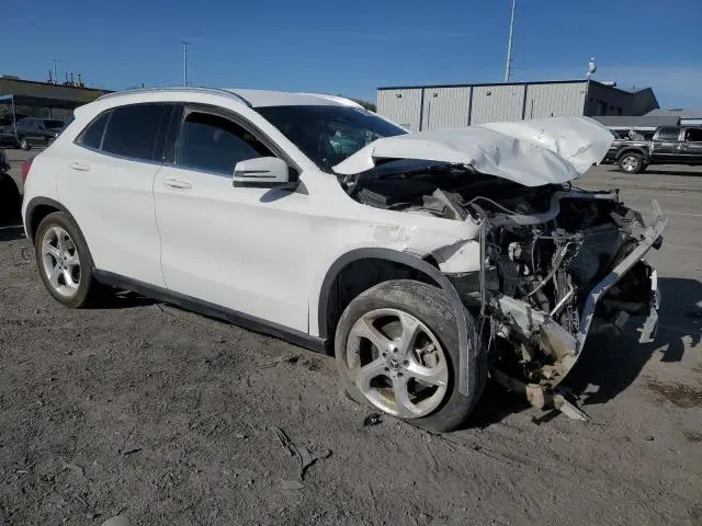 2019 MERCEDES-BENZ GLA 250  