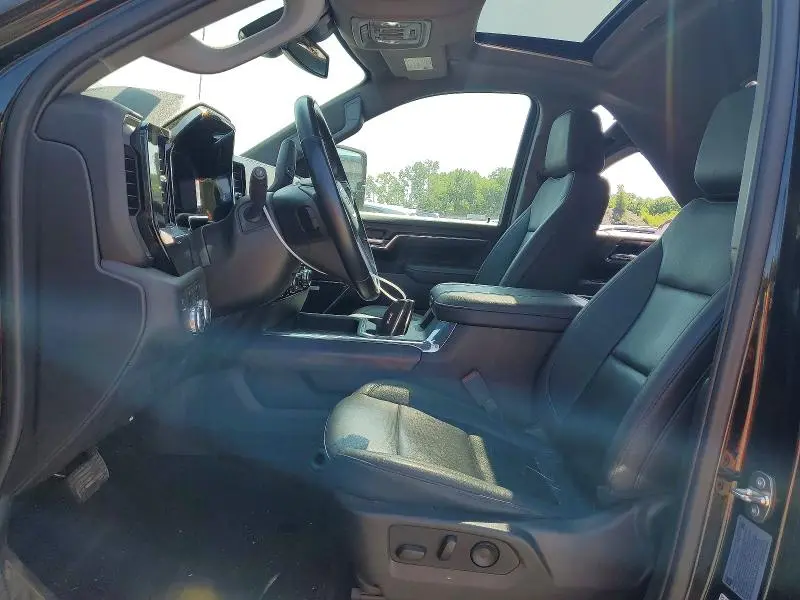 2024 GMC SIERRA K2500 SLT  