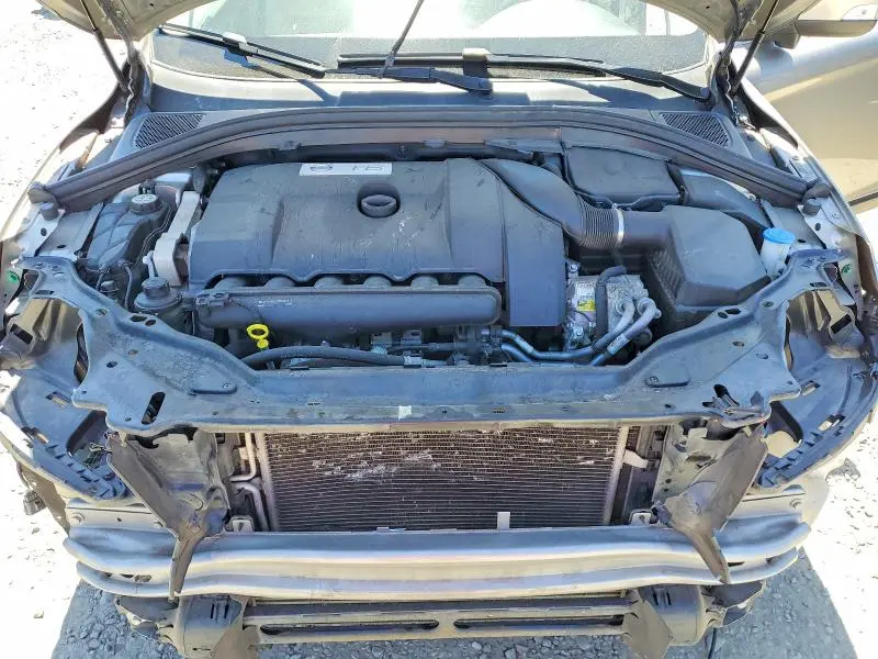 2013 VOLVO XC60 T6  