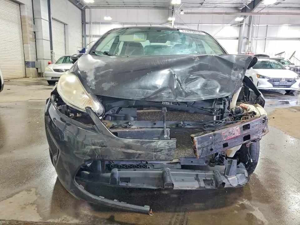 2013 FORD FIESTA SE  