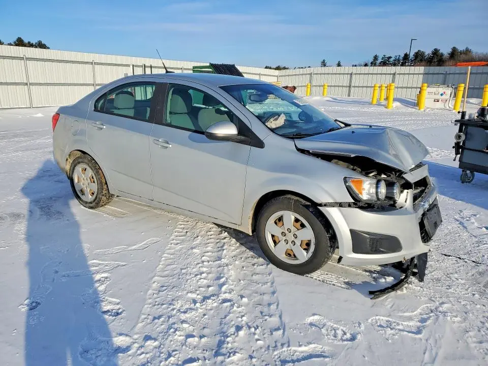 2013 CHEVROLET SONIC LS  