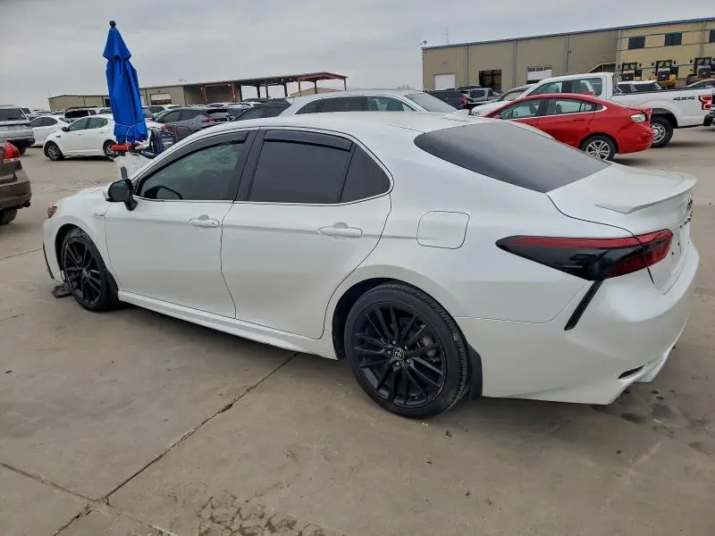 2021 TOYOTA CAMRY XSE  