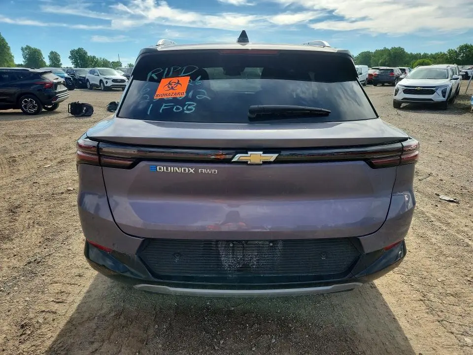 2025 CHEVROLET EQUINOX LT  