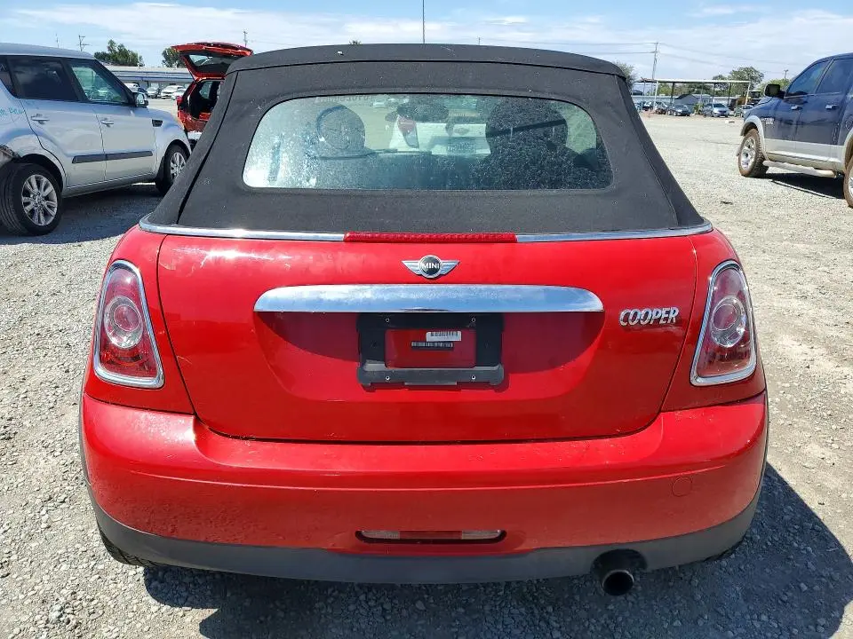 2015 MINI COOPER   