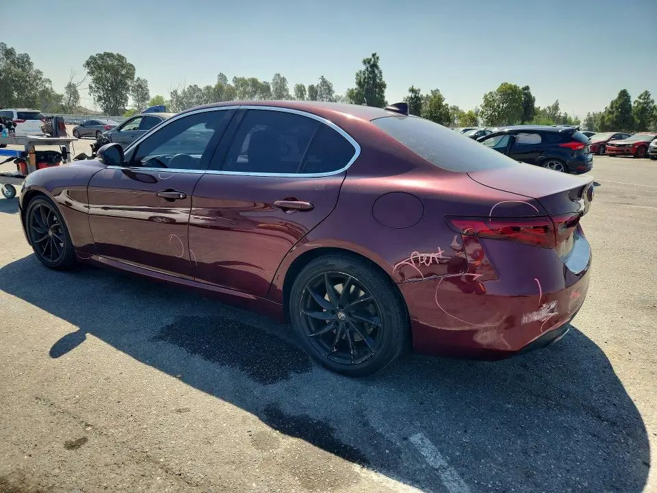 2017 ALFA ROMEO GIULIA   