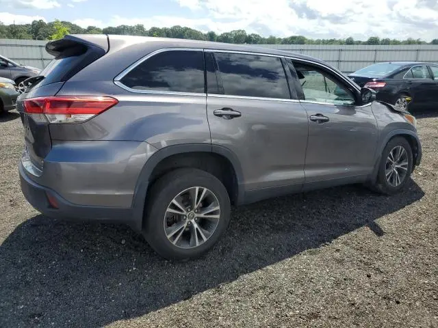 2019 TOYOTA HIGHLANDER LE  