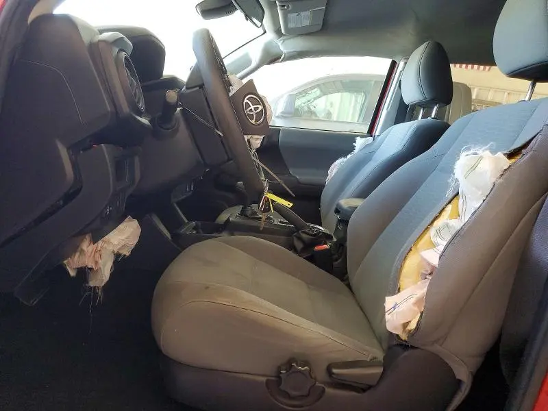 2019 TOYOTA TACOMA SR  