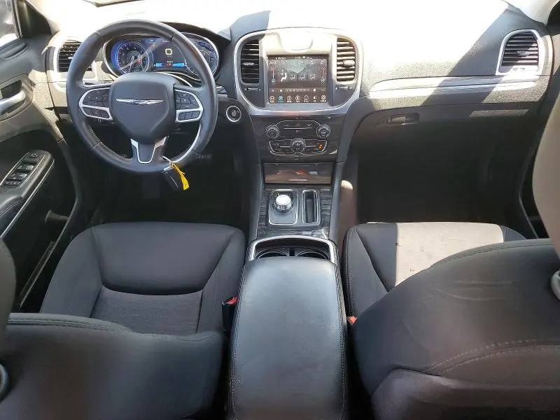 2018 CHRYSLER 300 TOURING  