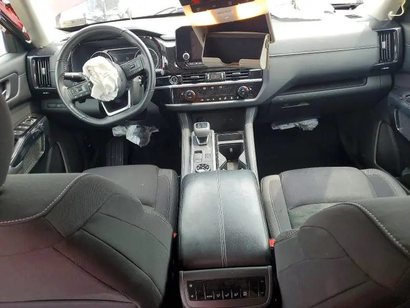 2022 NISSAN PATHFINDER SV  