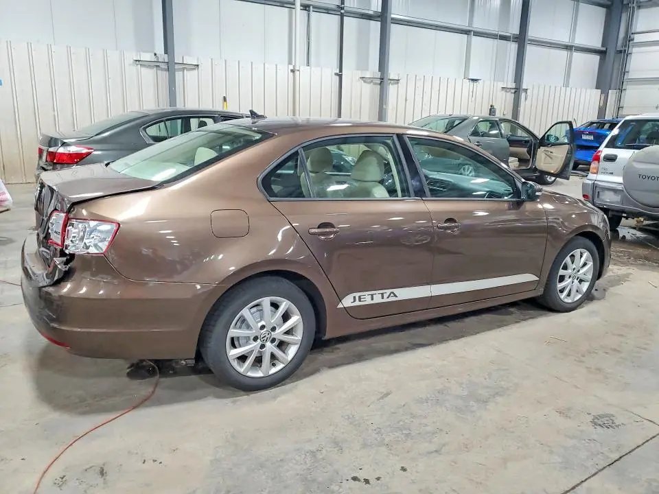 2012 VOLKSWAGEN JETTA SE  