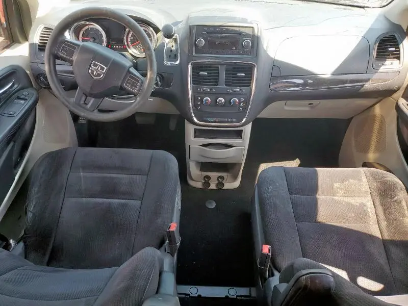 2014 DODGE GRAND CARAVAN SE  