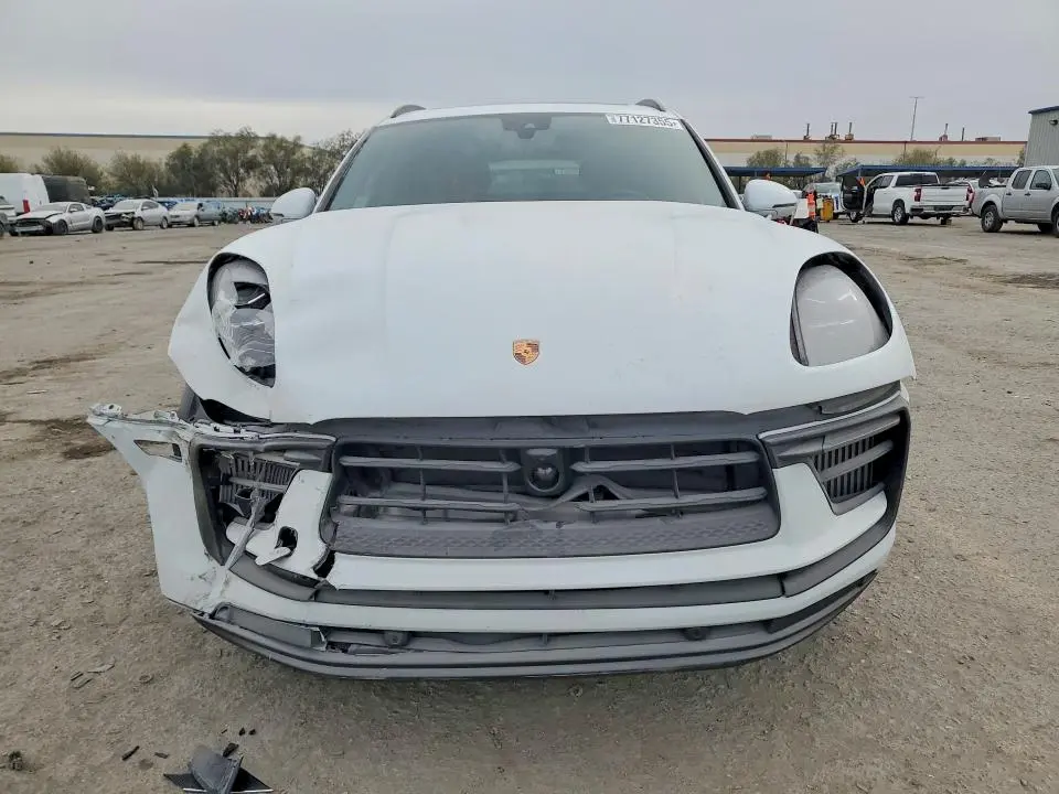 2025 PORSCHE MACAN S  