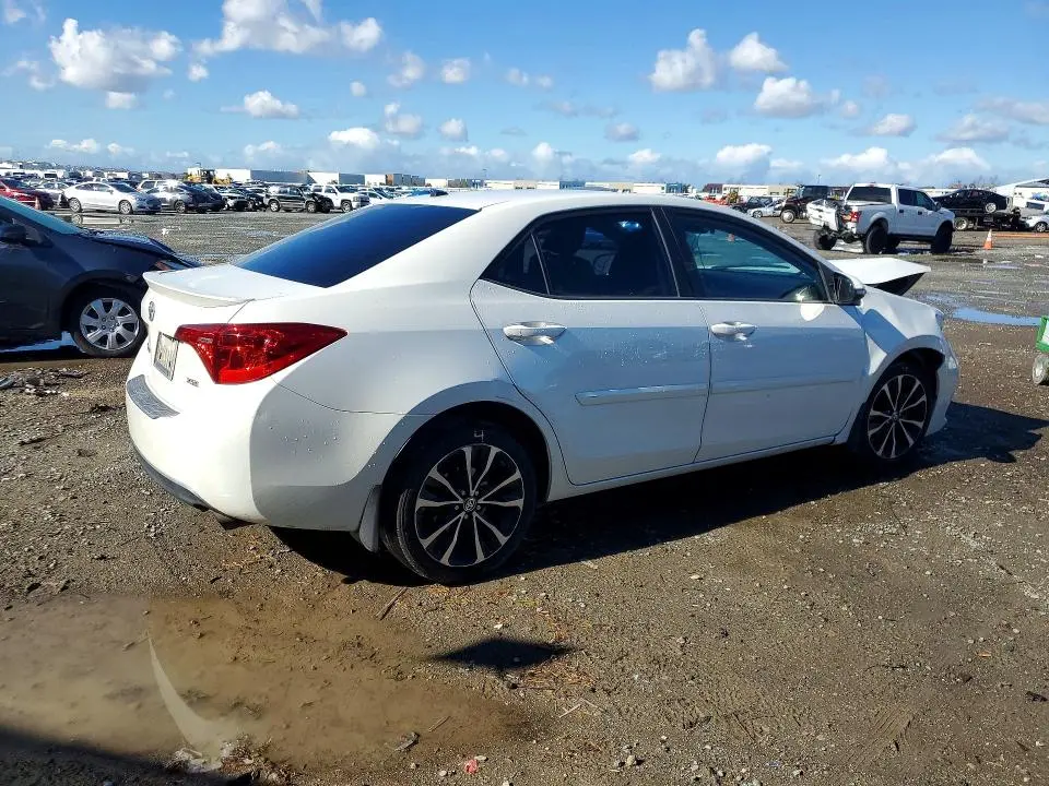 2017 TOYOTA COROLLA L  