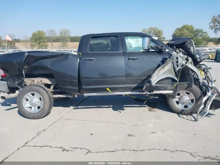 2017 RAM 2500 TRADESMAN  4X4 6'4 BOX
