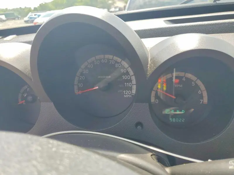 2011 DODGE NITRO SE  