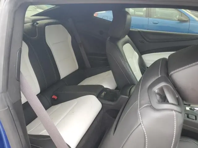 2017 CHEVROLET CAMARO LT  