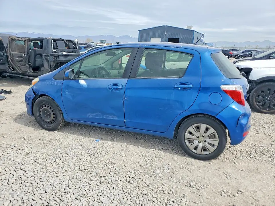 2013 TOYOTA YARIS 5-DOOR L  