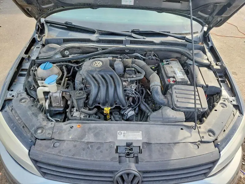2012 VOLKSWAGEN JETTA BASE  