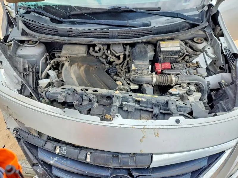 2019 NISSAN VERSA SV  
