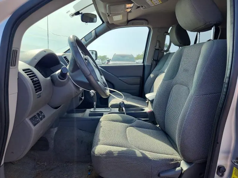 2018 NISSAN FRONTIER SV  
