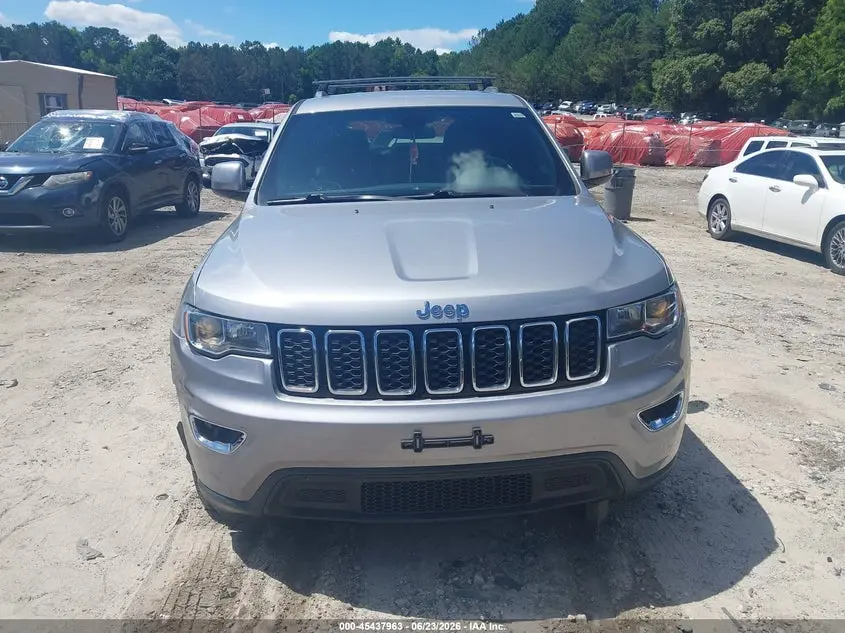 2018 JEEP GRAND CHEROKEE LAREDO E 4X2