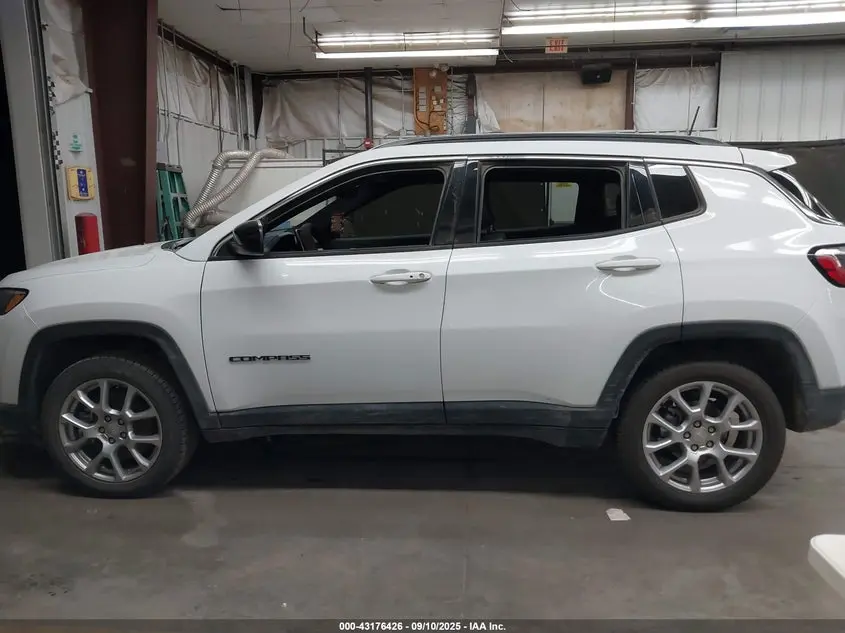 2024 JEEP COMPASS LATITUDE LUX FWD