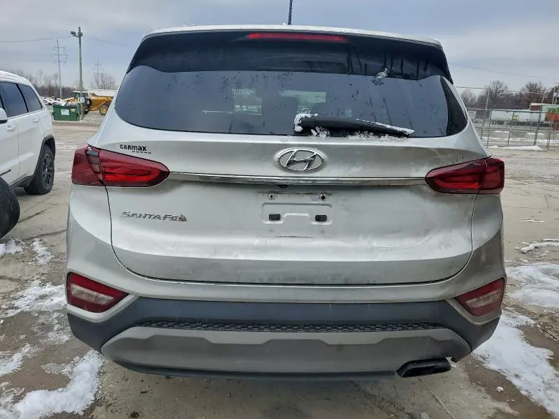 2019 HYUNDAI SANTA FE SE  