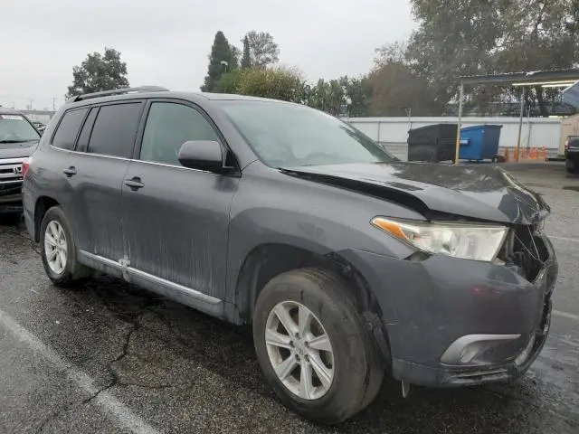 2013 TOYOTA HIGHLANDER BASE  