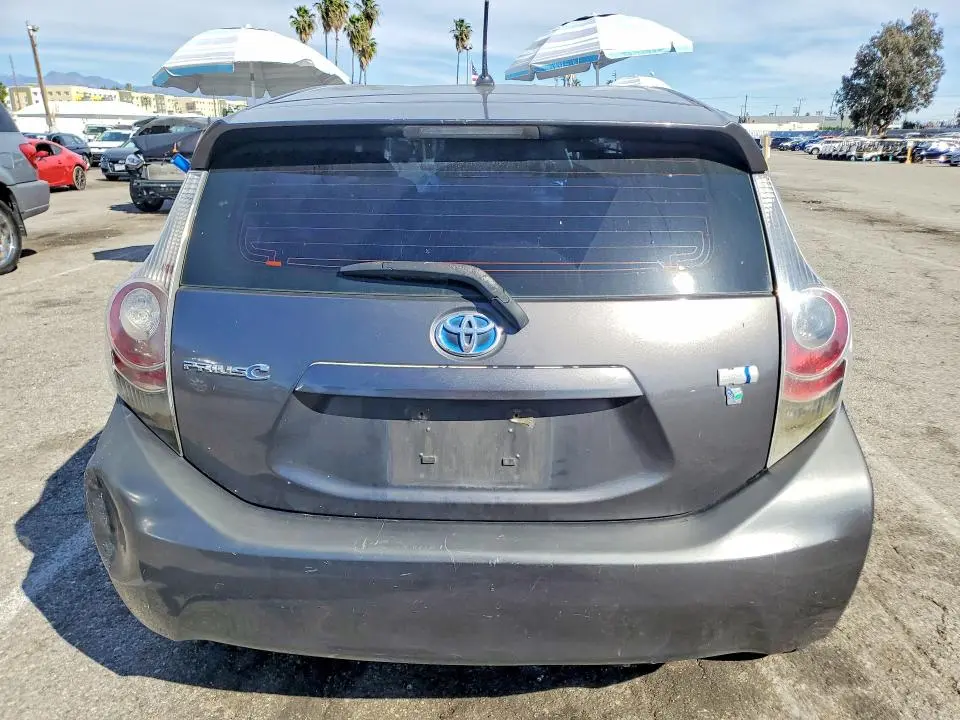 2013 TOYOTA PRIUS C ONE  