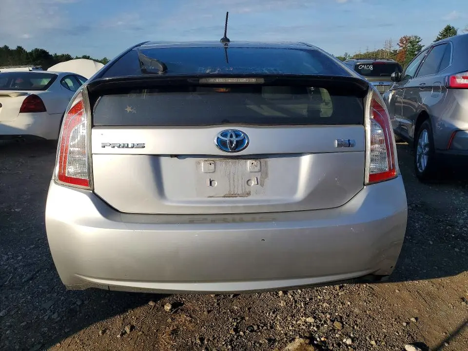 2013 TOYOTA PRIUS THREE  