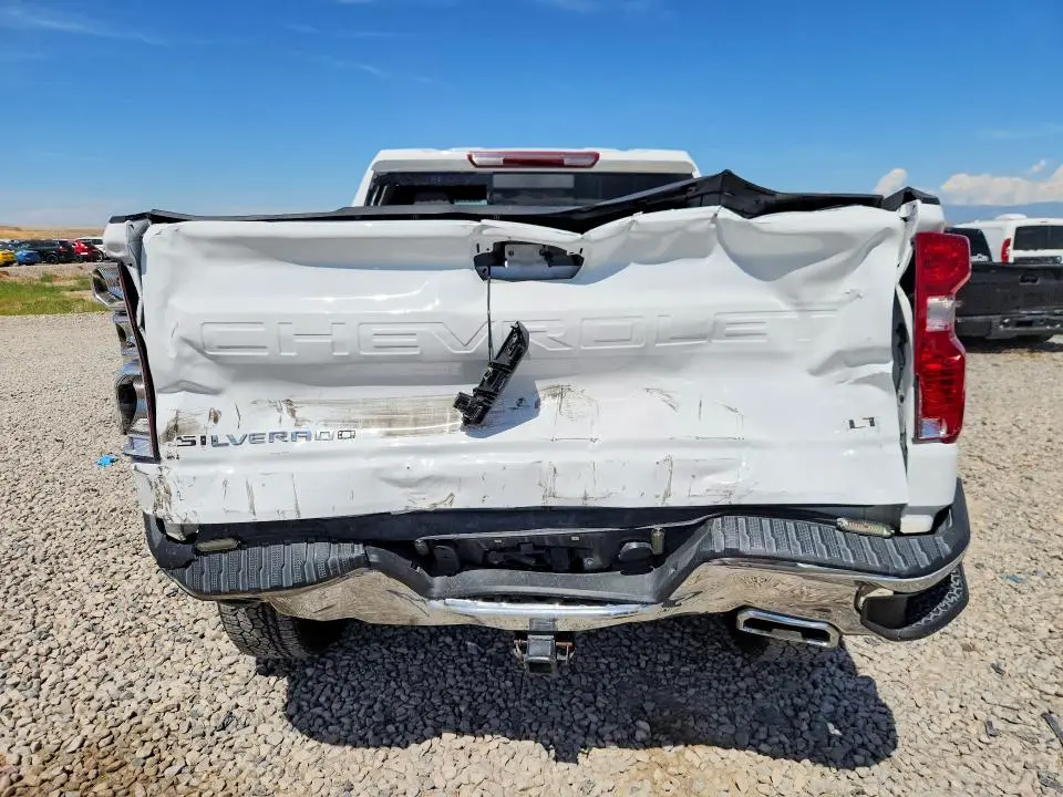 2026 CHEVROLET SILVERADO K1500 LT  