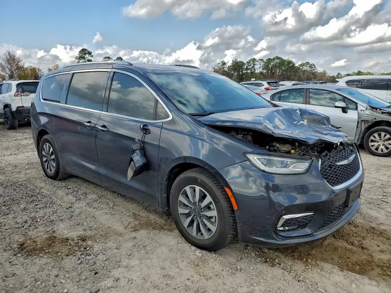 2021 CHRYSLER PACIFICA HYBRID TOURING L  