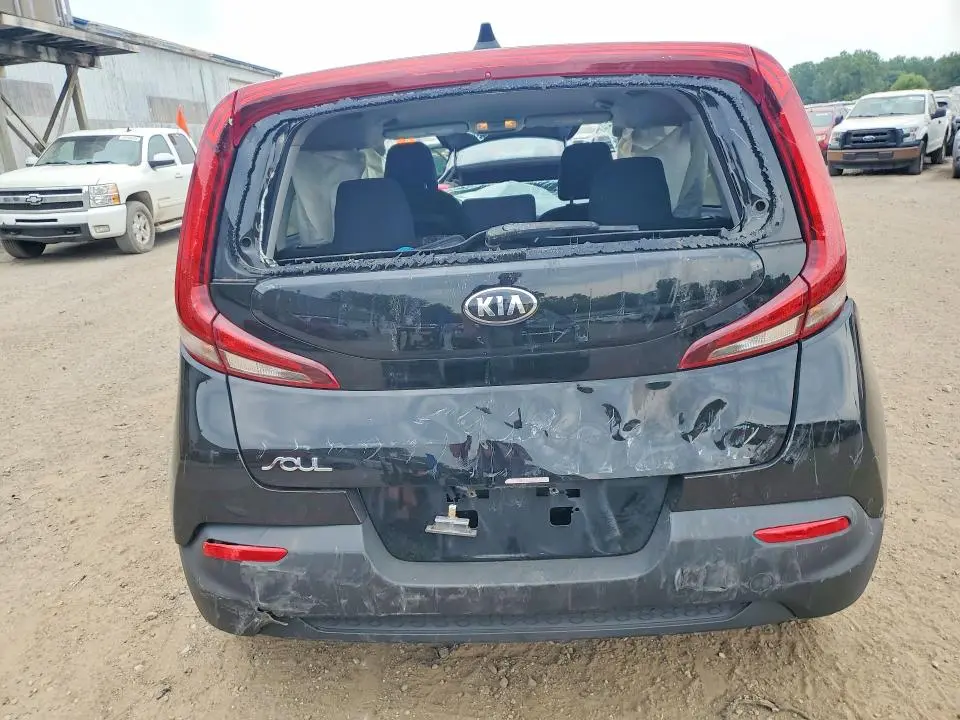 2021 KIA SOUL LX  