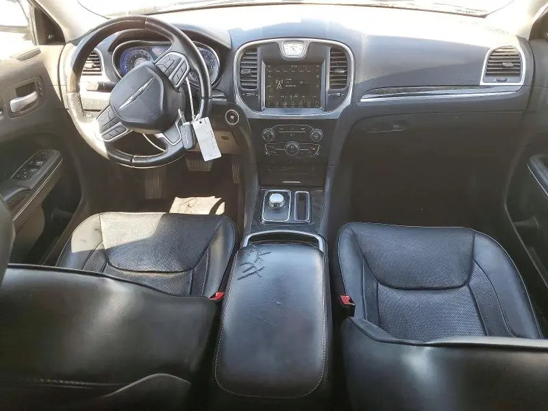 2017 CHRYSLER 300C   